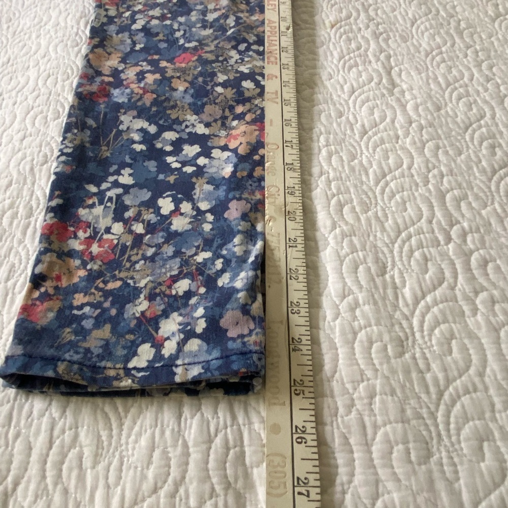 Chico's Navy Blue Floral Print Jeggings Stretch Pull On Pants 12P - Picture 9 of 11